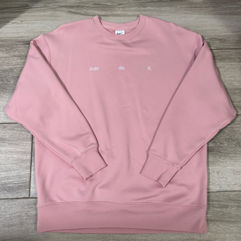 Women’s Nike Pink Crew Neck Sweatshirt